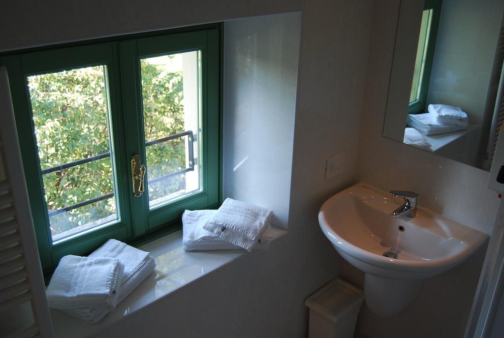 Residence Delle Tre Corone Trescore Balneario Szoba fotó